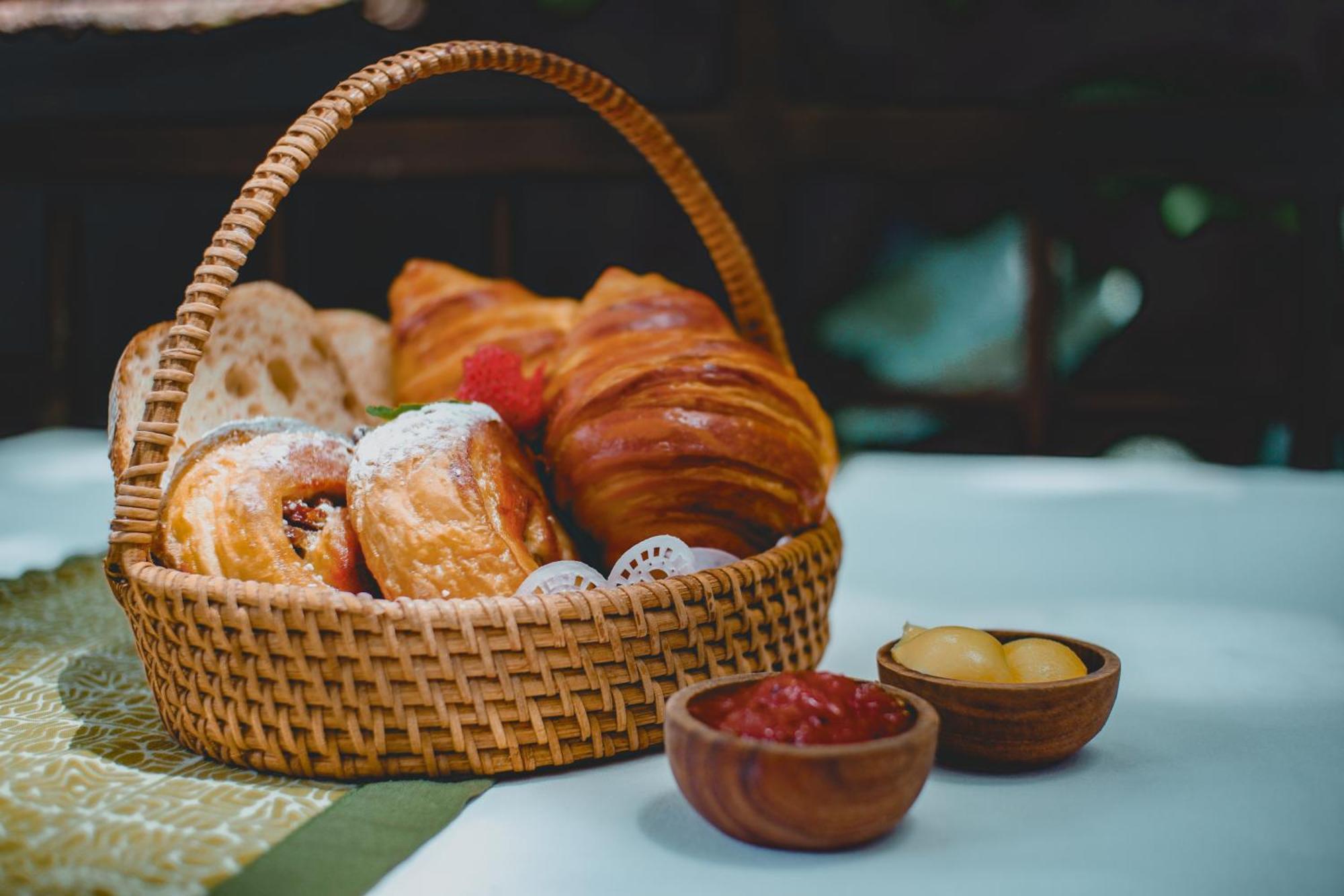The Sebali Resort Ubud Extérieur photo A bread basket