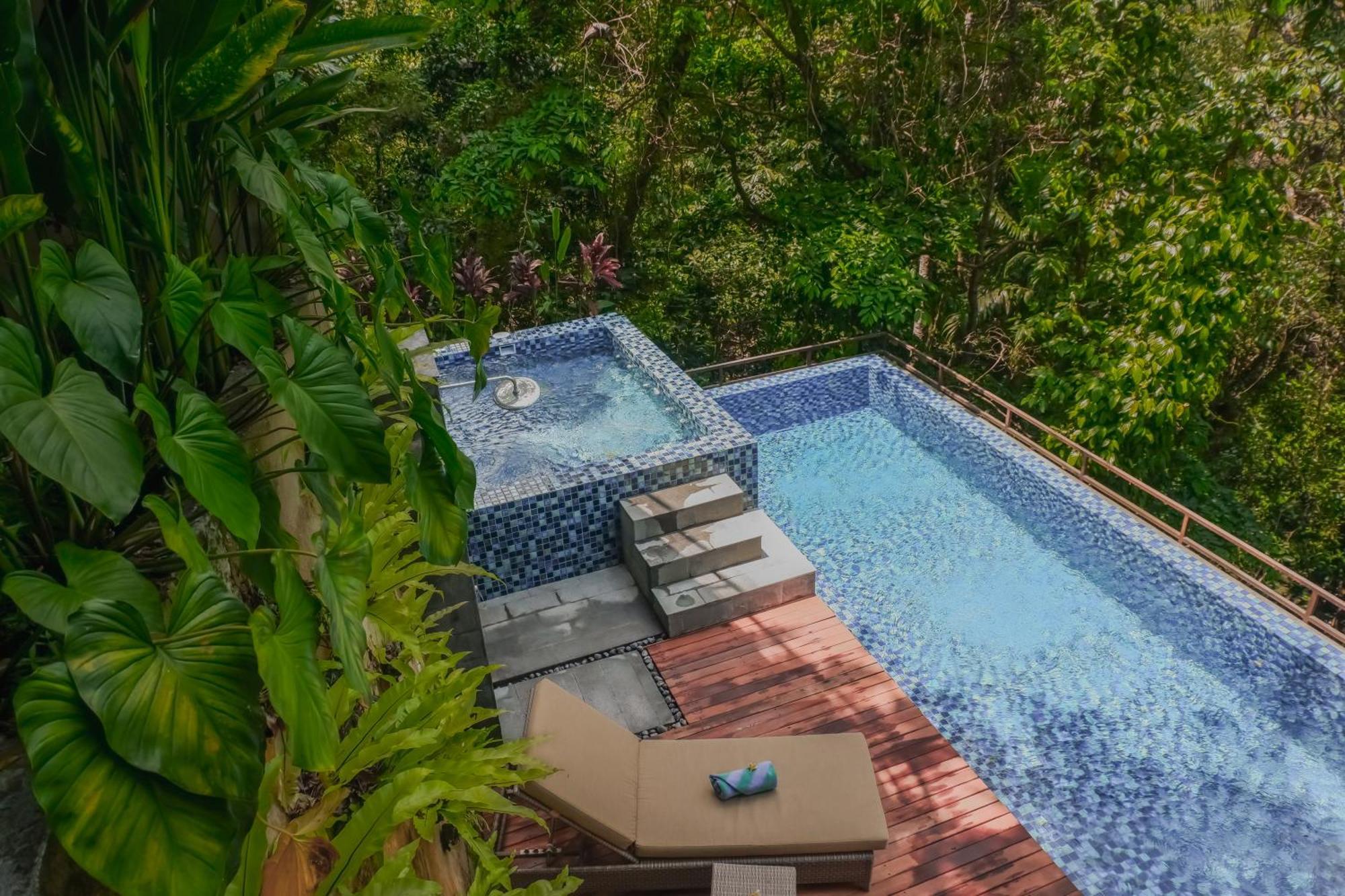 The Sebali Resort Ubud Extérieur photo Private pool at the resort